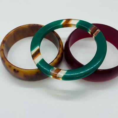 Lot 5: Vintage Colorful Bangle Bracelets