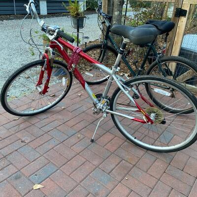 Red SR Suntor Bike