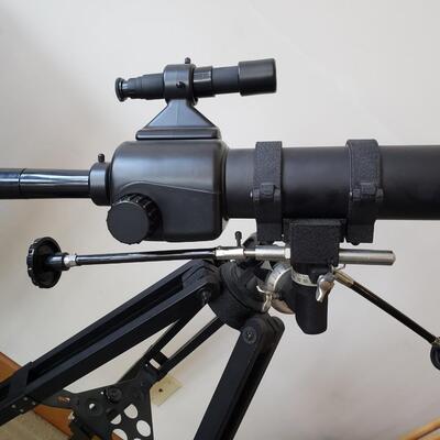 Bushnell 565 Telescope