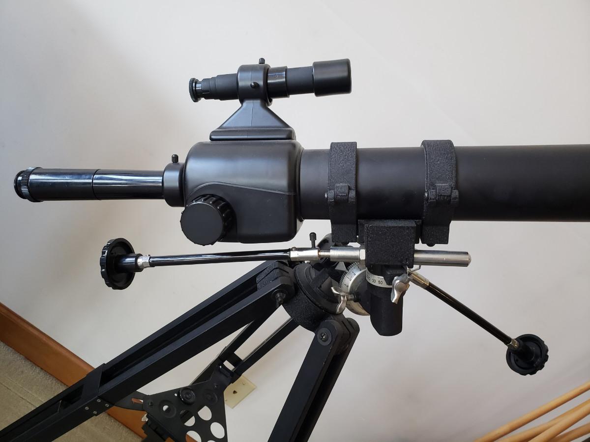 Bushnell 565 Telescope