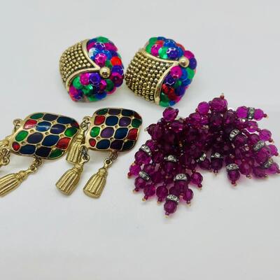 Lot 13: Vintage Colorful Chunky Clip-on Earrings