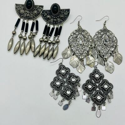Lot 10: Vintage Dangle Pierced Earrings