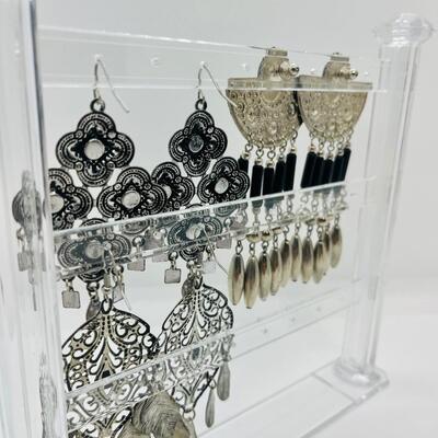 Lot 10: Vintage Dangle Pierced Earrings