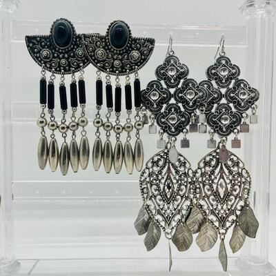 Lot 10: Vintage Dangle Pierced Earrings