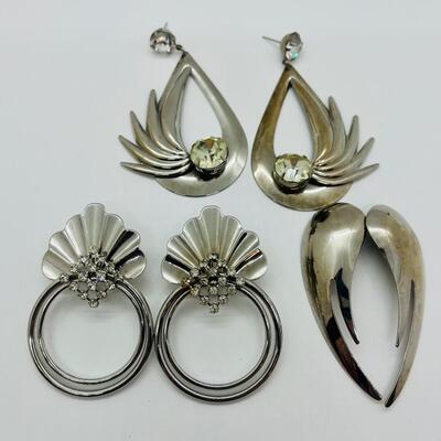Lot 16: Large Vintage Pierced Earrings