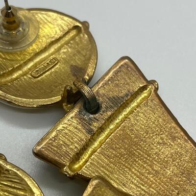 Lot 18: Black and Goldtone Chunky Costume Jewelry- Don Lin and more