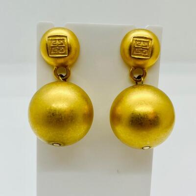 Lot 19: Vintage Givenchy Signed Set, Satin Finish Goldtone Jewelry lot