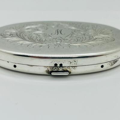 Lot 22: Vintage Sterling Silver Compact Engraved letter M