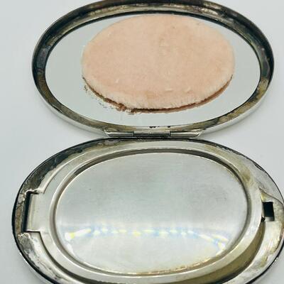 Lot 22: Vintage Sterling Silver Compact Engraved letter M