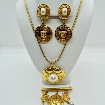 Lot 25: Vintage Costume Jewelry, Liz Claiborne and More