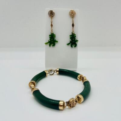 Lot 26: 14k Gold Luck and Prosperity Jade Bracelet and Pierced Earrings