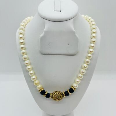 Lot 28: Pearl Designed Lot: 1928, Monet and More (Vintage & Modern Jewelry)