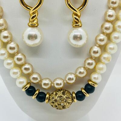 Lot 28: Pearl Designed Lot: 1928, Monet and More (Vintage & Modern Jewelry)
