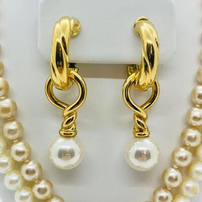 Lot 28: Pearl Designed Lot: 1928, Monet and More (Vintage & Modern Jewelry)