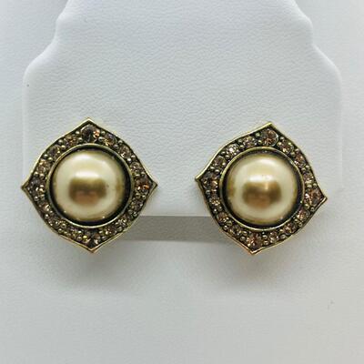 Lot 28: Pearl Designed Lot: 1928, Monet and More (Vintage & Modern Jewelry)