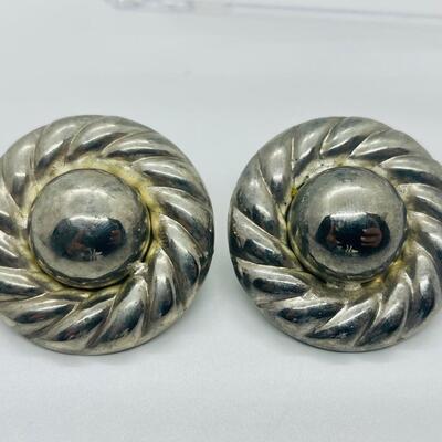 Lot 32: Vintage Silvertone and Beaded Earrings