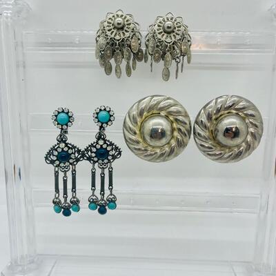Lot 32: Vintage Silvertone and Beaded Earrings