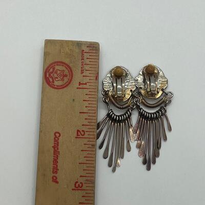 Lot 33: Fun Vintage Goldtone and Black Dangle Earrings