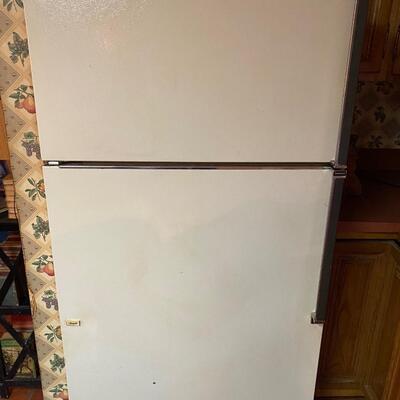 Beer fridge: Kenmore 20