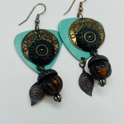 Lot 36: Fun Colorful Fashion Earrings and Bracelet