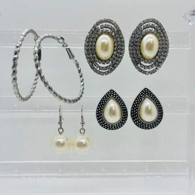 Lot 40: Silvertone and Faux Pearl Earrings