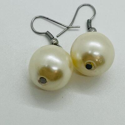 Lot 40: Silvertone and Faux Pearl Earrings