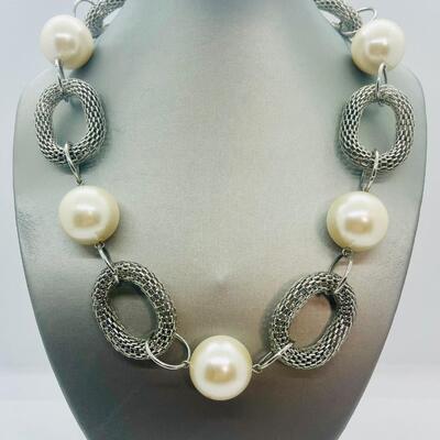 Lot 37: Beaded and Faux Pearl Silvertone Necklaces