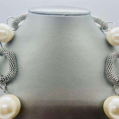 Lot 37: Beaded and Faux Pearl Silvertone Necklaces