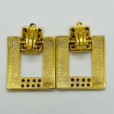 Lot 42: Goldtone two pr. Costume Clip on and 2 pr. Pierced Earrings