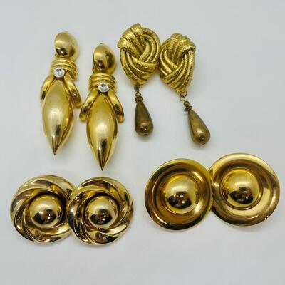 Lot 43: Vintage Goldtone Costume Clip on and Pierced Earrings