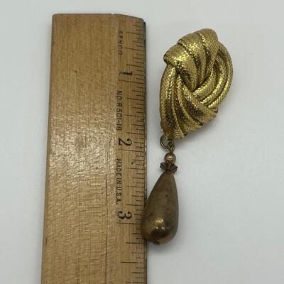 Lot 43: Vintage Goldtone Costume Clip on and Pierced Earrings
