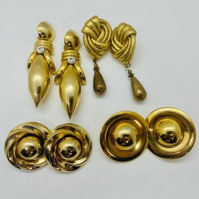 Lot 43: Vintage Goldtone Costume Clip on and Pierced Earrings