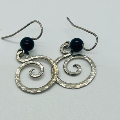 Lot 51: Modern Dangle Earrings