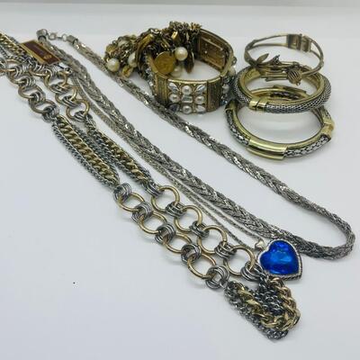 Lot 58: Les Bernard, Carmen and More Vintage Jewelry