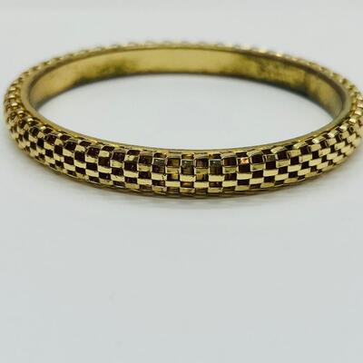 Lot 62: Vintage Trifari & More Goldtone Costume Jewelry ("Solid Gold" Vintage Look!)