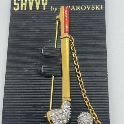 Lot 64: RCA Dog and Swarovski Crystal Golf Pin