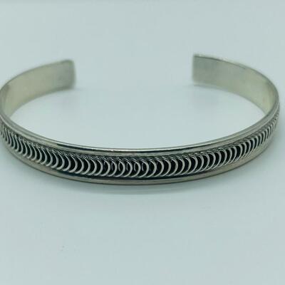 Lot 65: Vintage Thick Sterling 925 Cuff Bracelet
