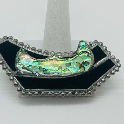 Lot 67: Vintage Sterling Abstract Brooch in Onyx and Abolone
