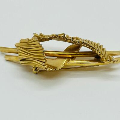 Lot 75: Vintage Crown Trifari Goldtone Textured Free Form Brooch -RARE