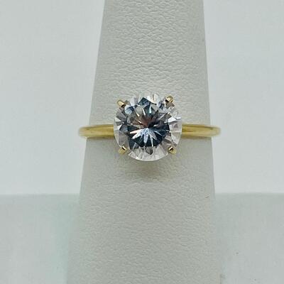Lot 77: 14k Yellow Gold Solitaire Cubic Zirconia Ring