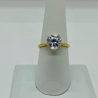 Lot 77: 14k Yellow Gold Solitaire Cubic Zirconia Ring