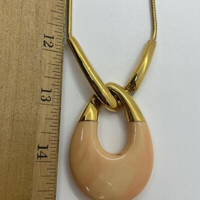 Lot 79: Beautiful 1960s Crown Trifari Modernist Lucite Pendant Necklace