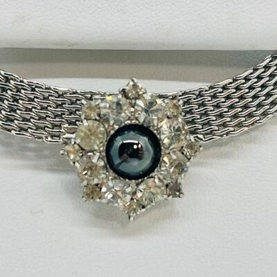 Lot 82: Vintage Hematite & Crystal Choker, Brooch & Clip-on Earrings Set