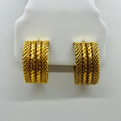 Lot 83: Vintage Gold Tone Earrings and Necklace