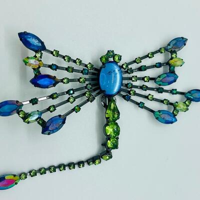 Lot 84: Beautiful Dragonfly Brooch