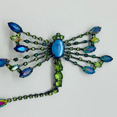 Lot 84: Beautiful Dragonfly Brooch