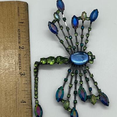 Lot 84: Beautiful Dragonfly Brooch