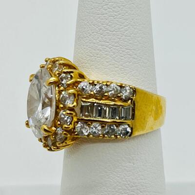 Lot 93:  9.6g 925 Cubic Zirconia Cocktail Ring sz. 5