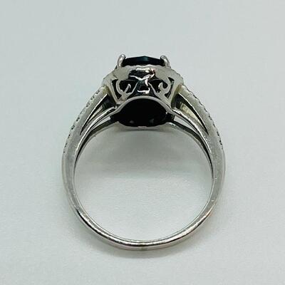 Lot 94: 925 FAS Thai Black Onyx & Marcasite Sterling Silver ring sz 7