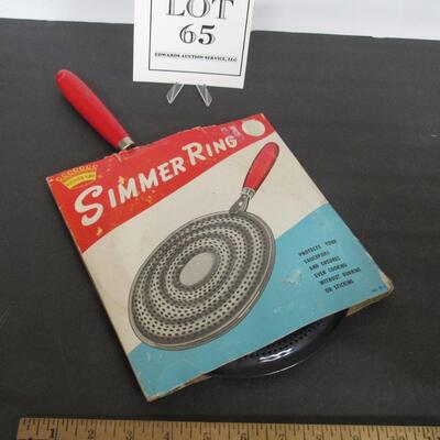 Vintage Unused Simmer Ring, Red Wood Handle